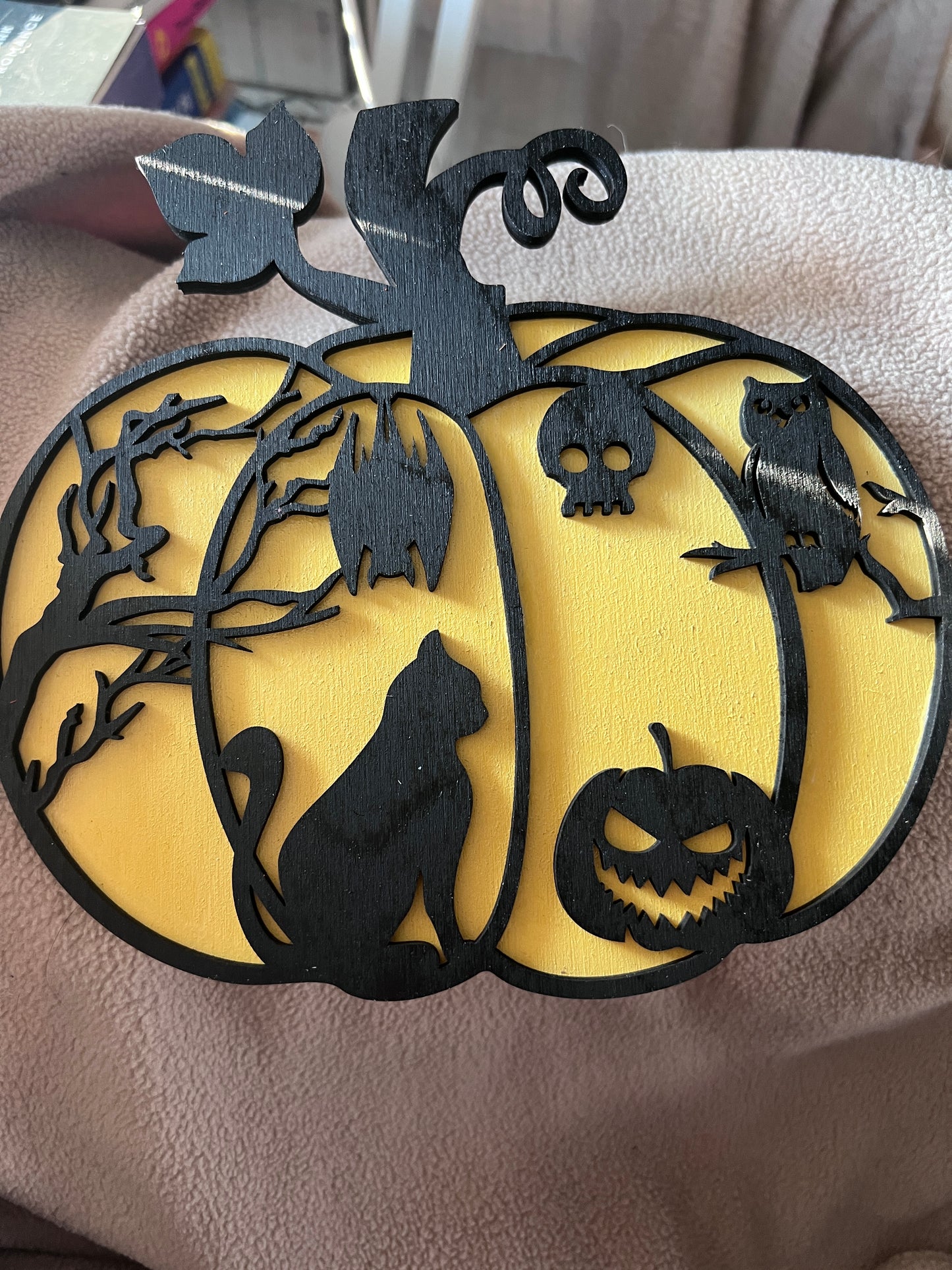 Layered Halloween Pumpkin Signs – Handcrafted Wooden Silhouettes